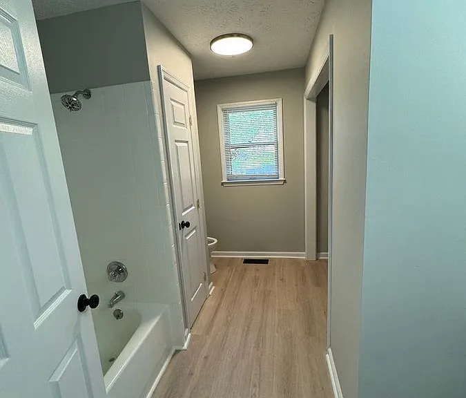 105 Astor Pl — Photo 32