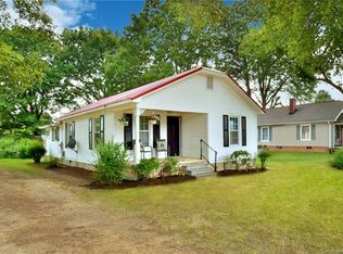 601 W Round St, Landis, NC 28088