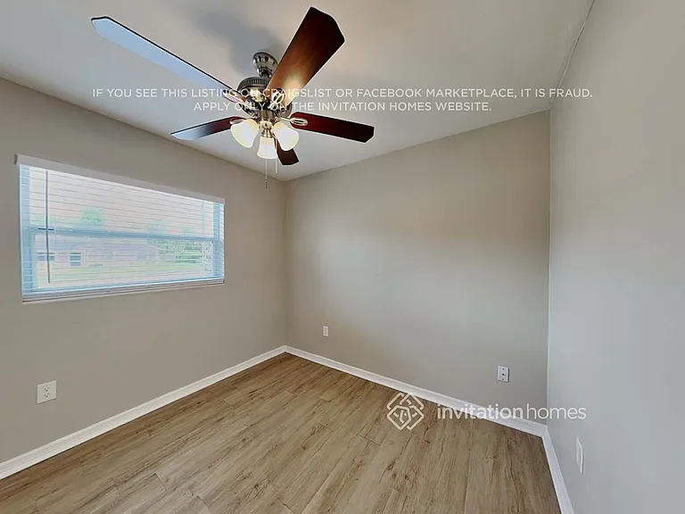 1720 Newton St — Photo 13