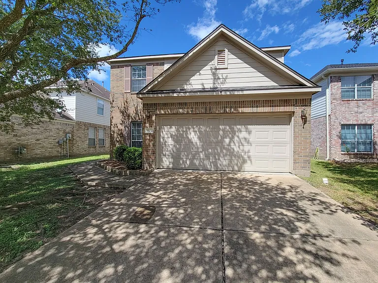 19330 Harvest Stream Way — Photo 1