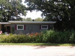 3818 N West River Dr, Janesville, WI 53548