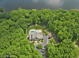 4900 Occoquan Overlook, Woodbridge, VA 22192