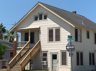 5202 Avenue O, Galveston, TX 77551