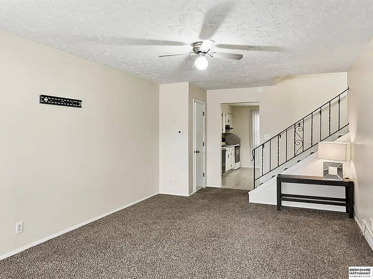 10804 Borman Ave — Photo 5