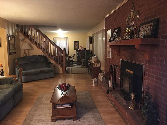 4th image of 506 County Road 875 N