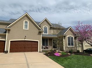 21514 W 98th Ter, Lenexa, KS 66220