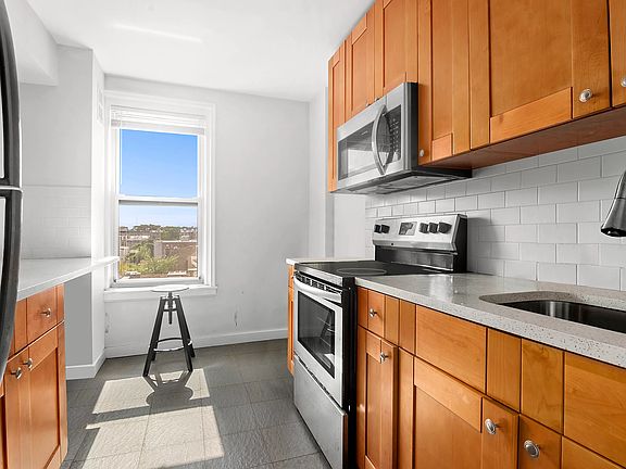 3rd image of 191 73rd St APT 274