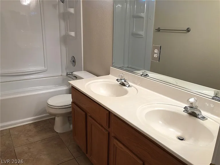 9724 Sandmist Ave — Photo 29
