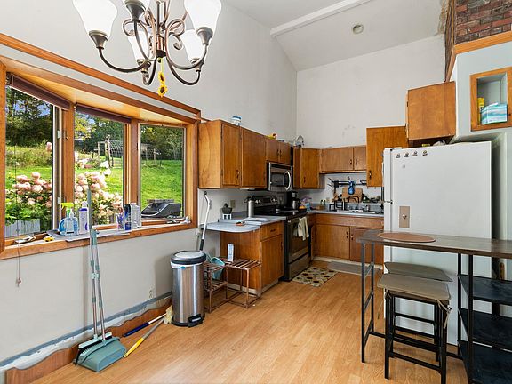 5th image of 132 Partridge Road