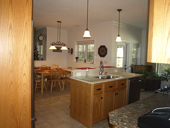 Raised bar island