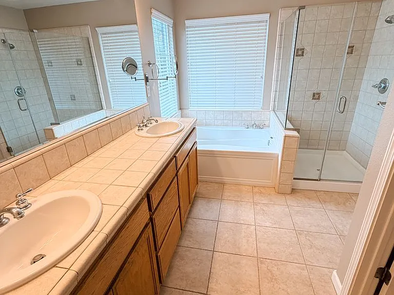 2336 Millenium Ln — Photo 9