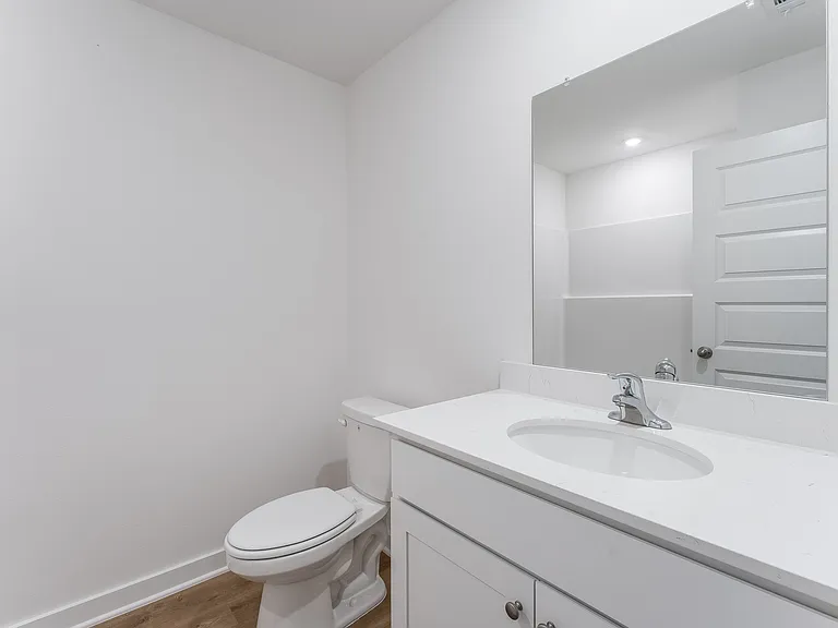 103 S Maroon Ave — Photo 16