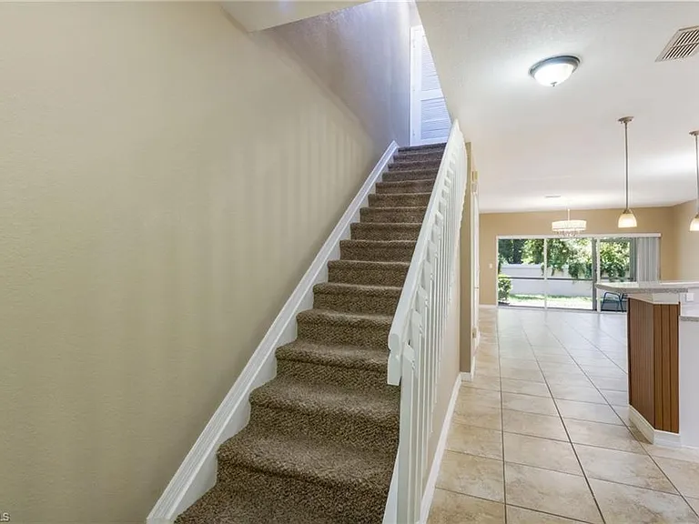 8599 Athena Ct — Photo 4
