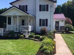 128 McCaslin Rd, New Castle, PA 16101