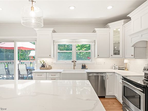 5th image of 7755 Sunstone Dr