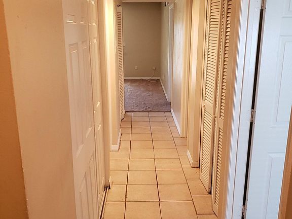 3rd image of 2330 Fox Hollow Dr