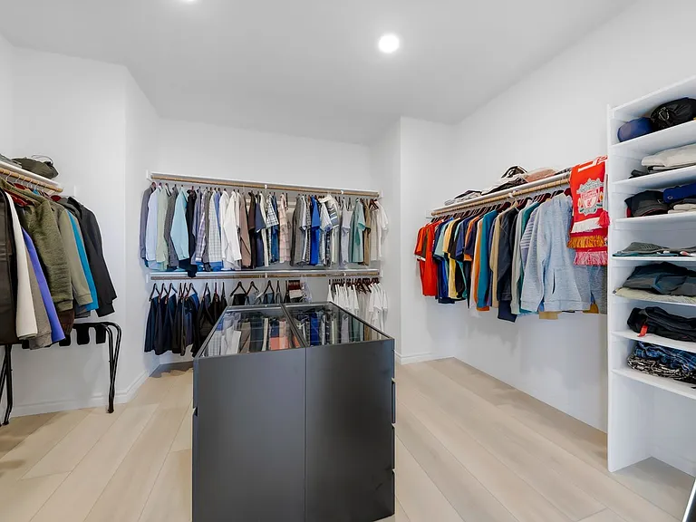 290 Robson Ridge Ln — Photo 17