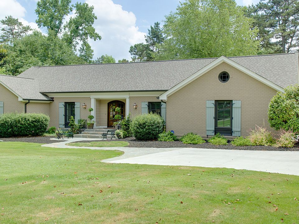 1st image of 113 Lowood Ln