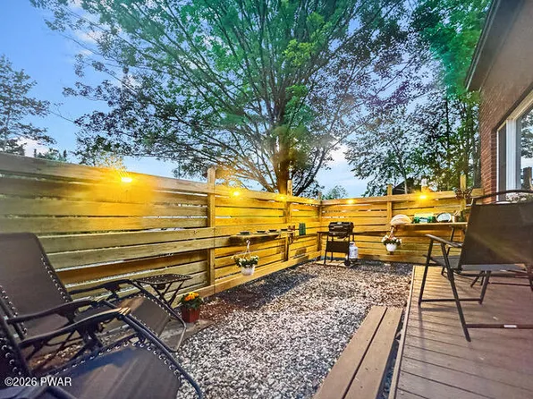 807 Callicoon Rd, Damascus, PA 18415