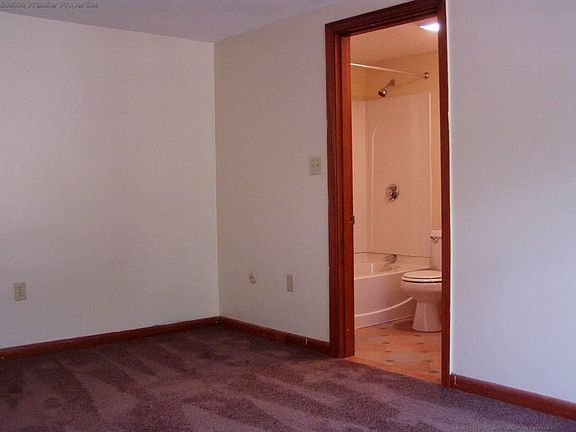 5th image of 30 Bigelow St #B