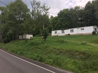 348 Geibel Rd, Butler, PA 16002