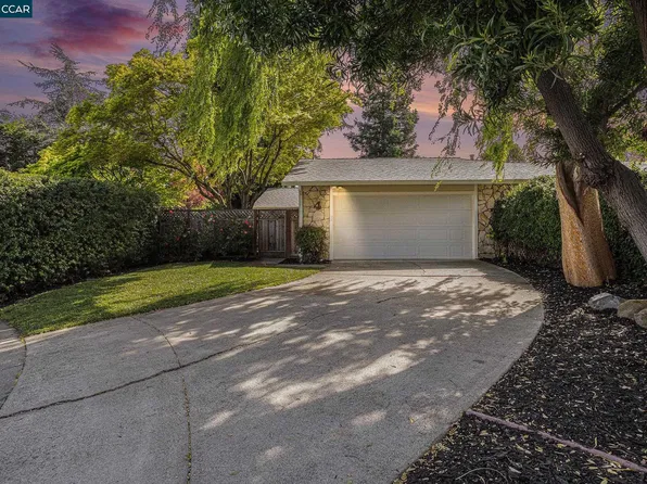 4 Serene Pl, Danville, CA 94526