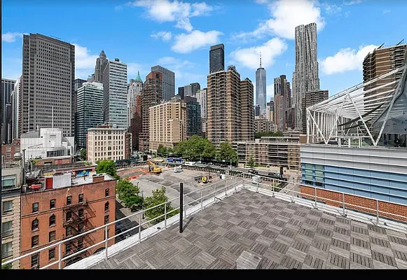 Rented by REAL New York | media 17