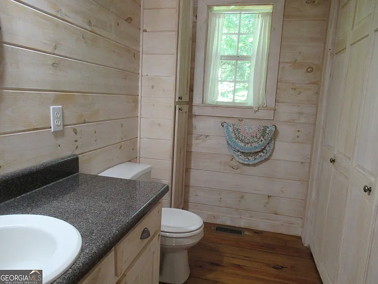 139 Trevor Trl — Photo 22