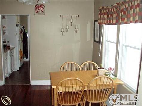 Dining Room.JPG