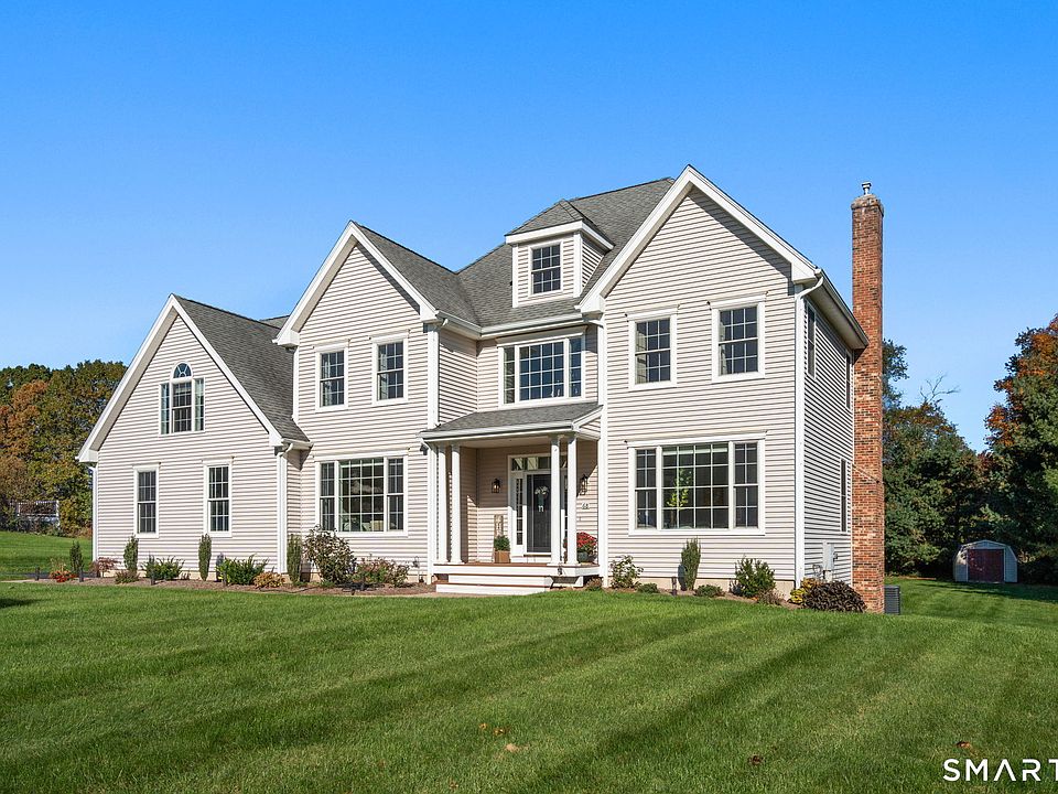 1st image of 68 Ridgeview Way
