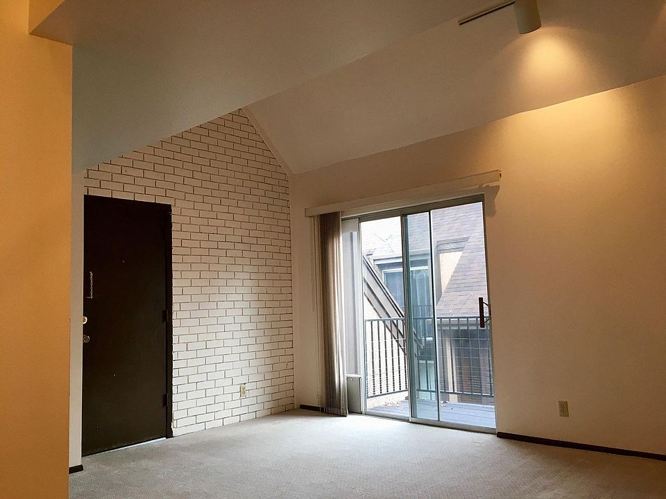 Living Room: Entry and Balcony