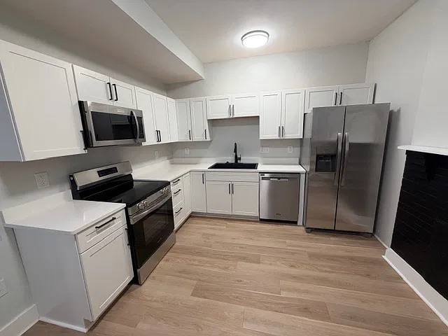 2 bed, 1250 sqft, $1,195 — Photo 4