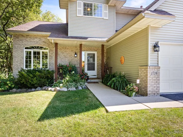 1716 Golf View Dr, Buffalo, MN 55313