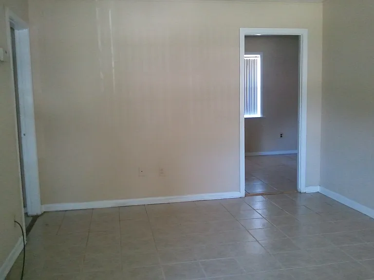 722 Carter Dr — Photo 5