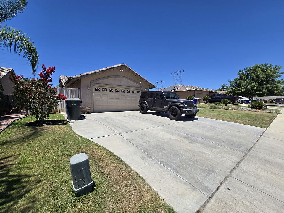 1st image of 644 Voorhies Ln