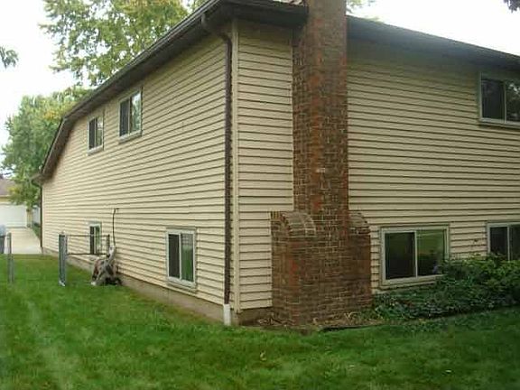 3rd image of 1348 Laurel Green Pl