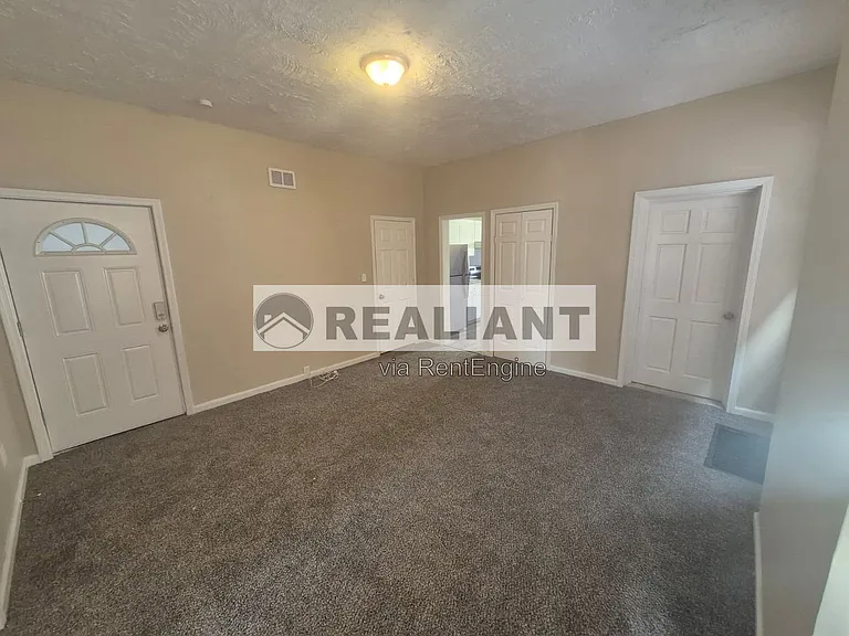 132 Evergreen Ave #1 — Photo 7