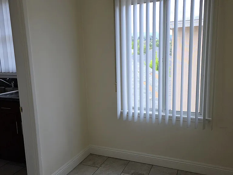 6174 Mesa Ave #C — Photo 10