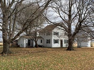 7978 Cedar Bluff Rd, La Fayette, IL 61449