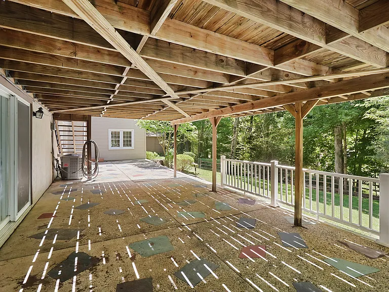 182 Weaver St — Photo 30