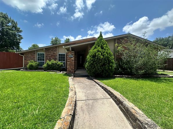 541 Shadowcrest Ln