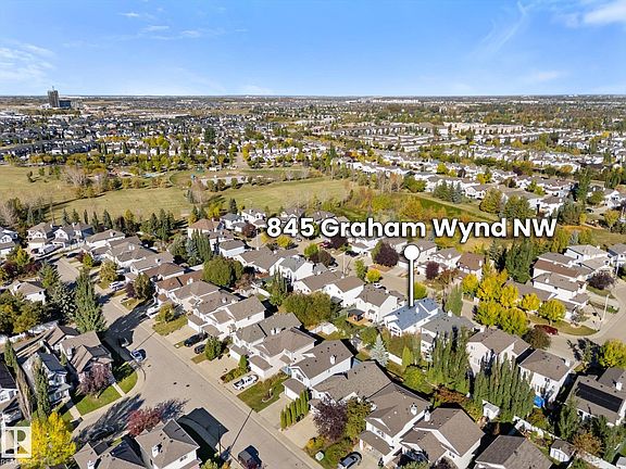 3rd image of 845 Graham Wynd NW