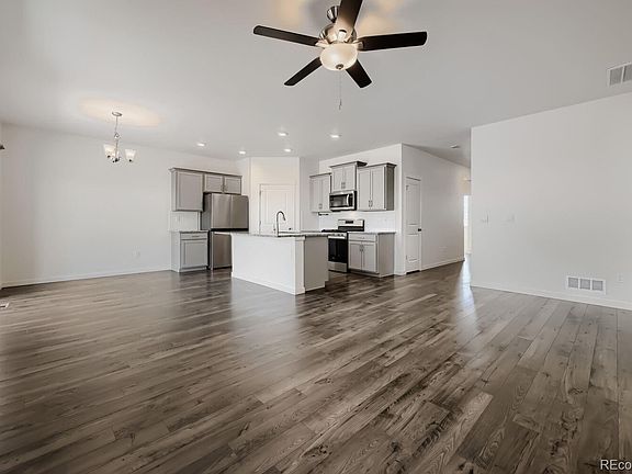 3rd image of 4143 Limestone Avenue