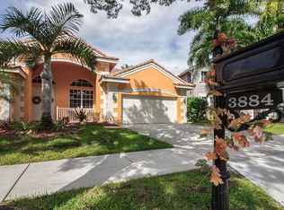 3884 Heron Ridge Ln, Weston, FL 33331