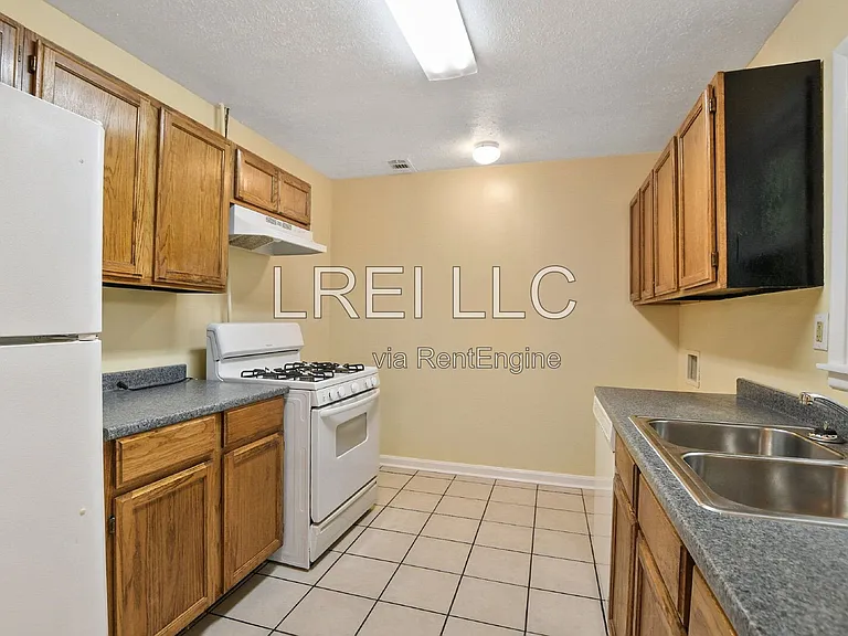 5409 Ailanthus Trl — Photo 9