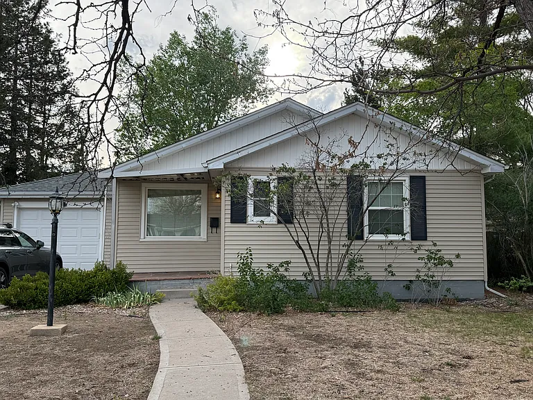 2741 S Fairfax St — Photo 2