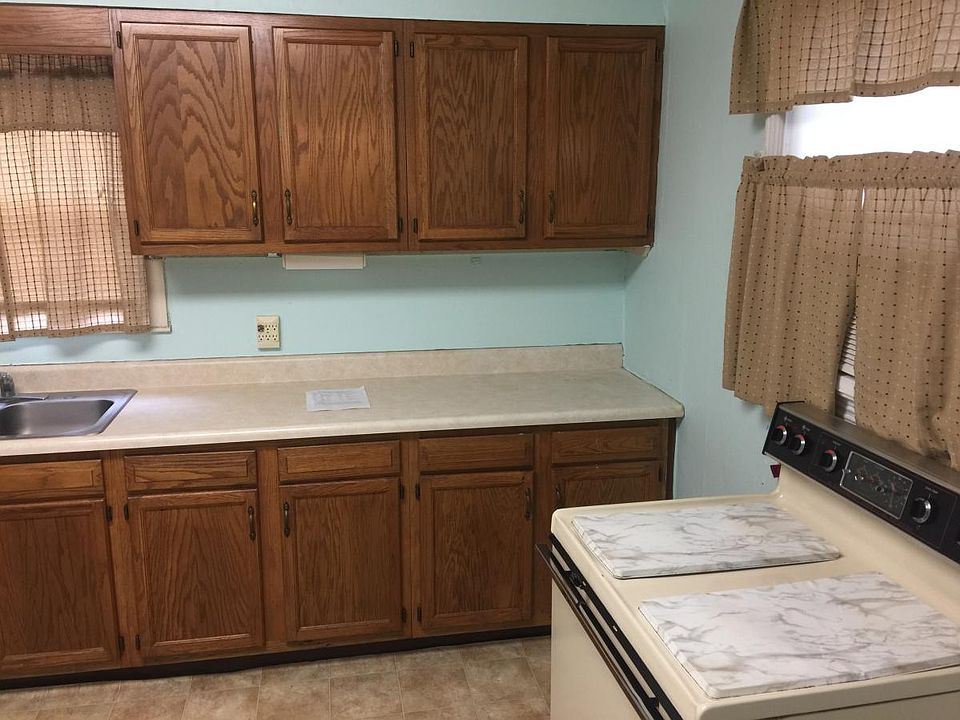 2nd image of 5102 Walker Ave APT 1