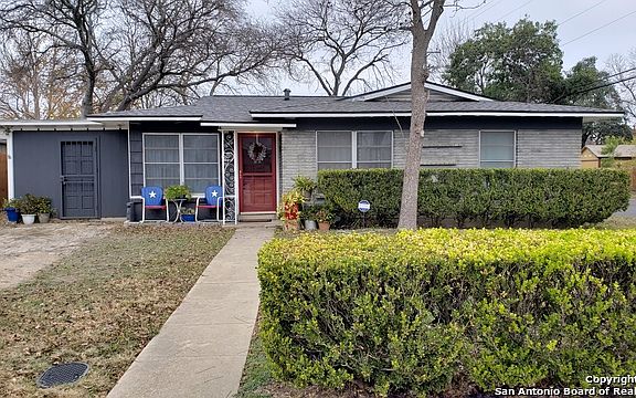 4th image of 1903 Rayburn Dr