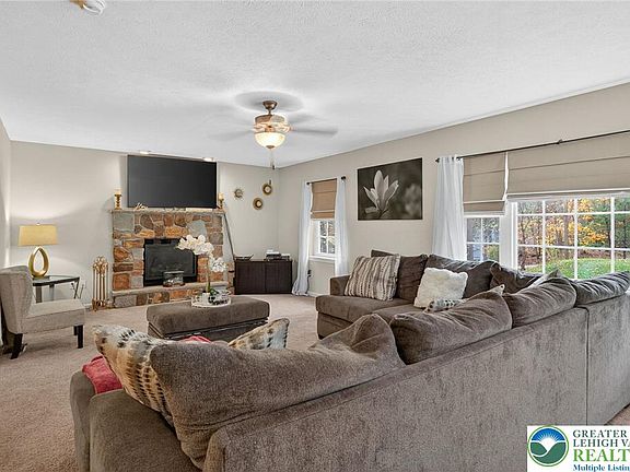 5th image of 2541 Penn Hills Dr