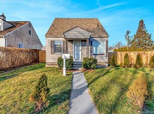 3230 Harding St, Dearborn, MI 48124